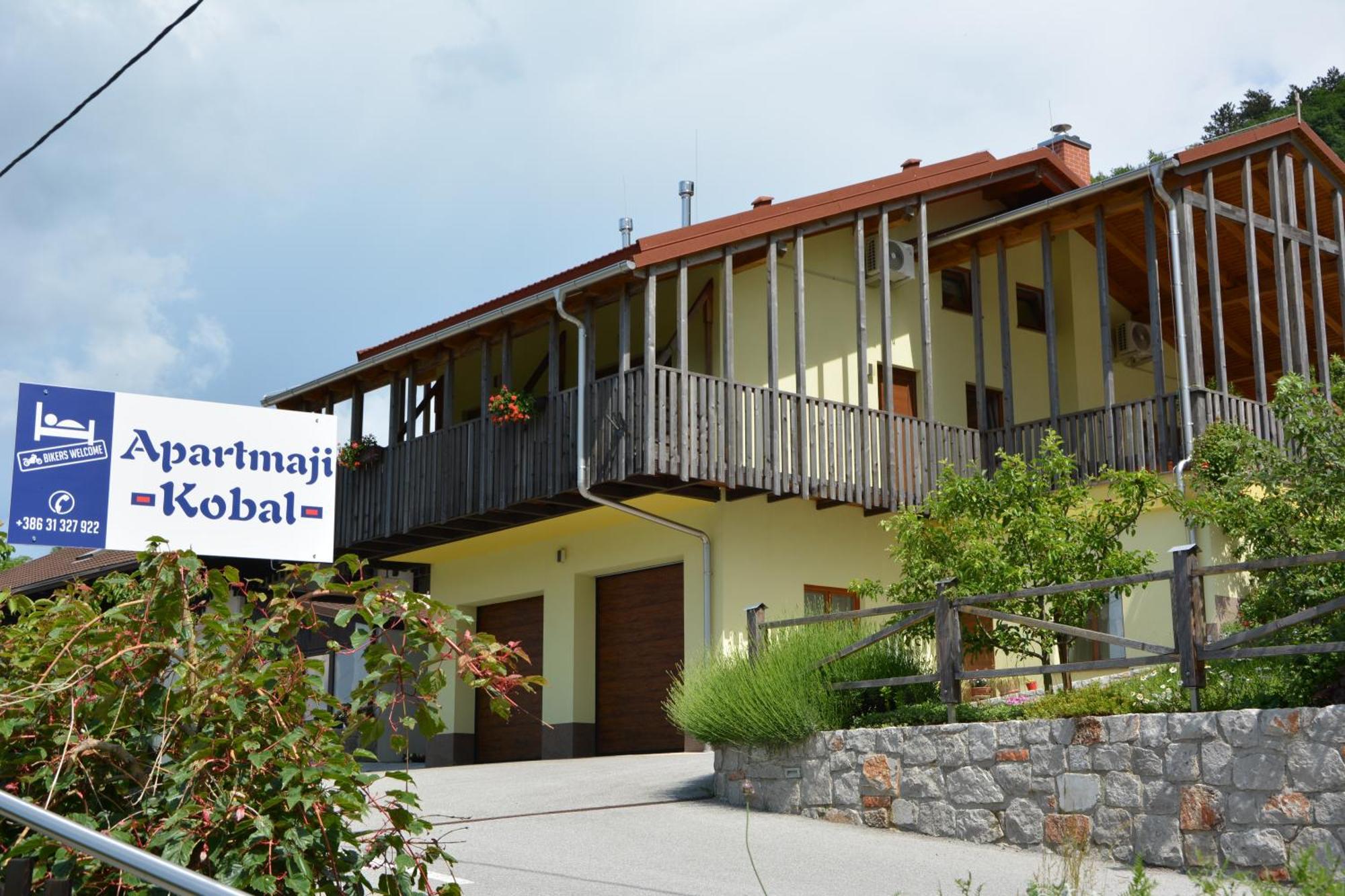 Apartmaji Kobal Zoll Exterior photo